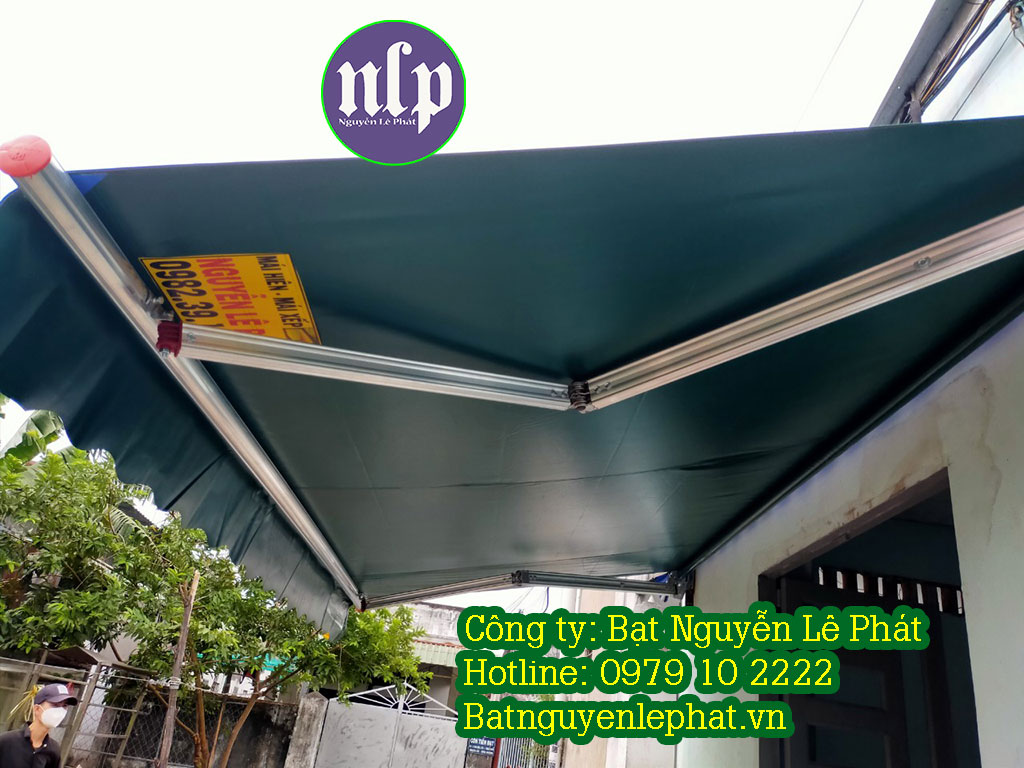 Báo Giá Lắp Mái Hiên Quay Tay Bao Nhiêu Tiền? 0979 102222